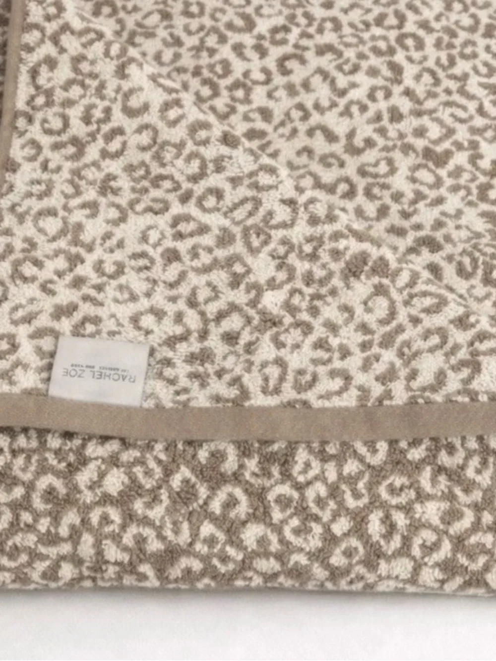 Rachel Zoe Beige & White Leopard Print 8-Piece Cotton Towel Set Reversible NWT